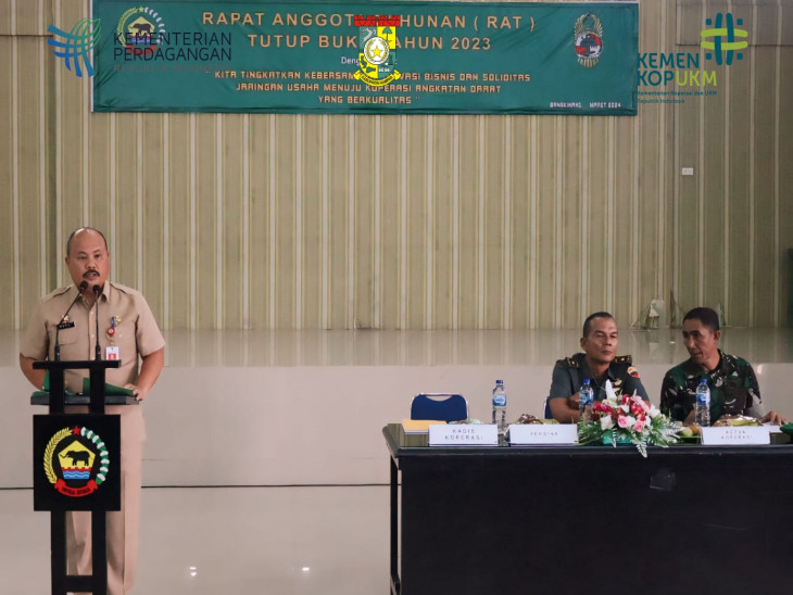 Kadis Disperdagkop dan UMK Kab. Kampar Menghadiri RAT Koperasi Primkop Kartika KODIM 0313/KPR