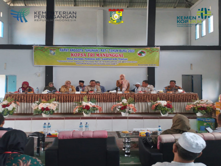 Kadis Perdagkop & UMK yang diwakili Kepala Bidang Koperasi Menghadiri RAT KOPSA Tri Manunggal