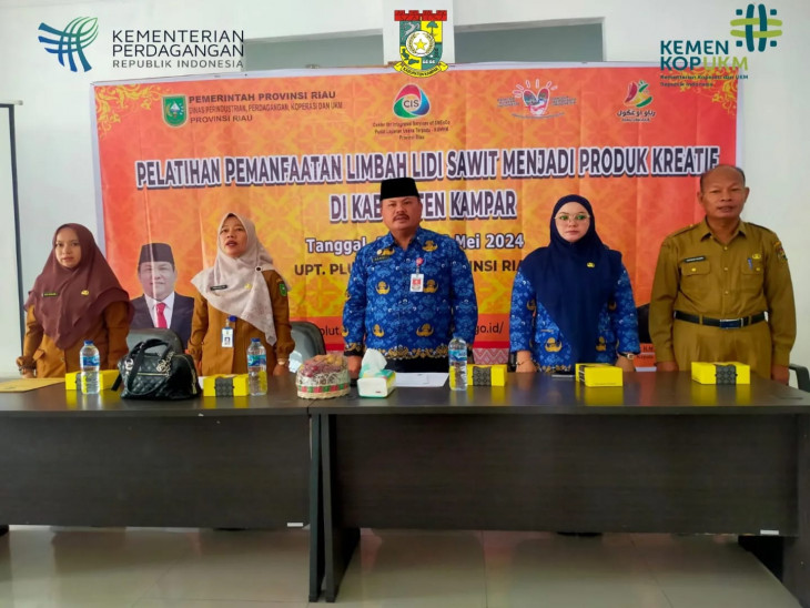 Pelatihan Pemanfaatan Limbah Lidi Sawit