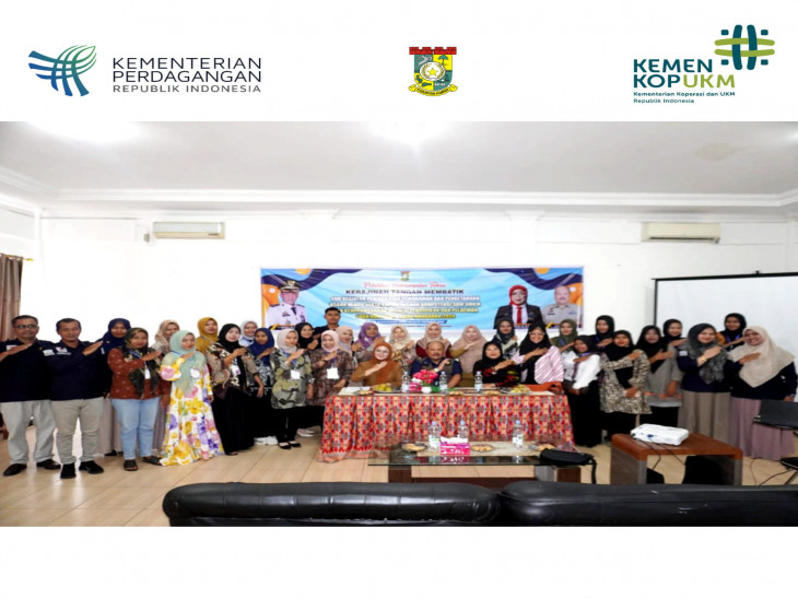 Kadis Disperdagkop & UMK Kab. Kampar membuka secara resmi 