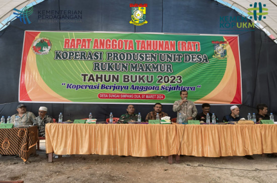 Kadis Disperdagkop & UMK Kab.Kampar Diwakili Pengawas Koperasi Muda Menghadiri RAT KPUD Rukun Makmur