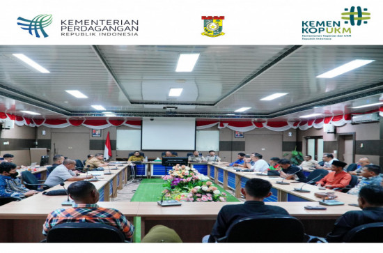 Pemkab Kampar Fasilitasi Penyelesaian Masalah Koperasi Produsen Petani Sahabat Lestari dan PT. SBAL