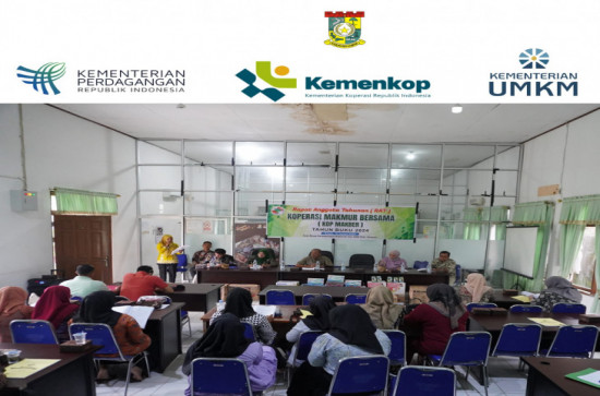RAT Perdana di Kab. Kampar, Kadis Disperdagkop & UMK hadiri RAT Koperasi Makmur Bersama Tahun 2024